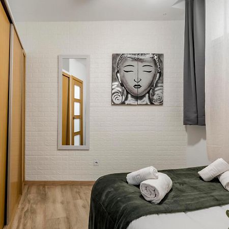 Charming Madrid Numancia Apartment ภายนอก รูปภาพ