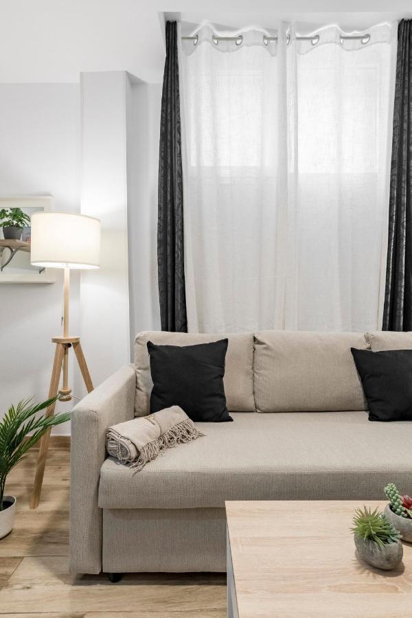 Charming Madrid Numancia Apartment ภายนอก รูปภาพ