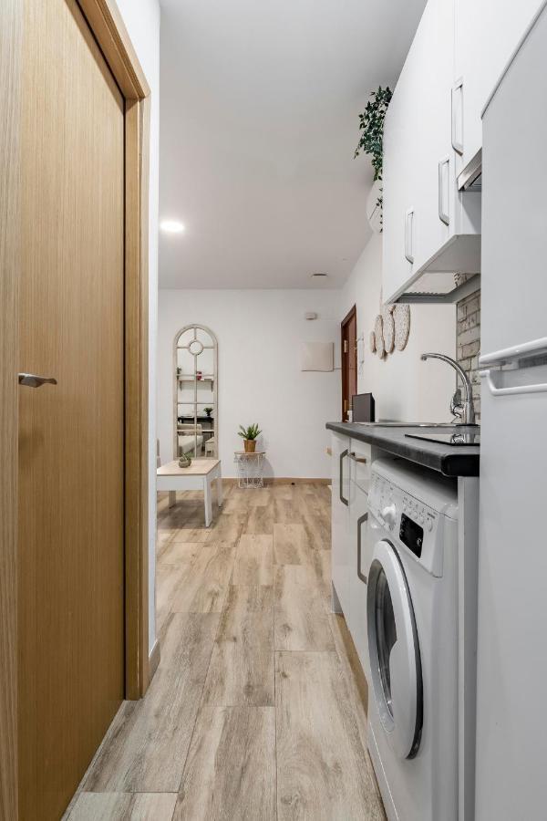 Charming Madrid Numancia Apartment ภายนอก รูปภาพ