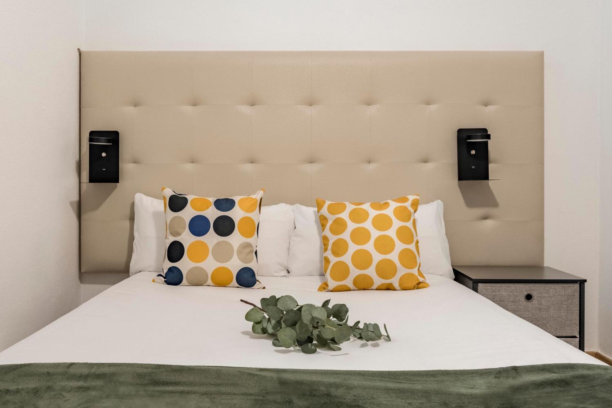 Charming Madrid Numancia Apartment ภายนอก รูปภาพ