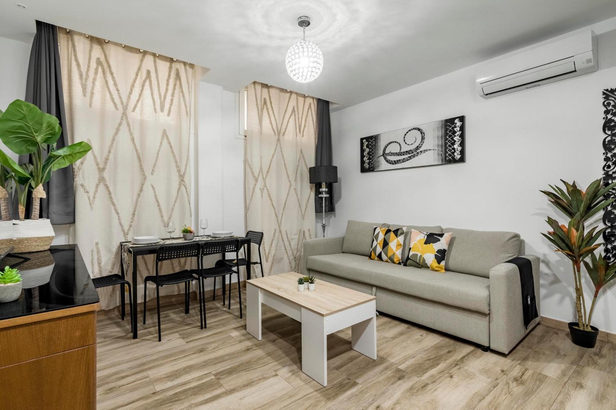 Charming Madrid Numancia Apartment ภายนอก รูปภาพ
