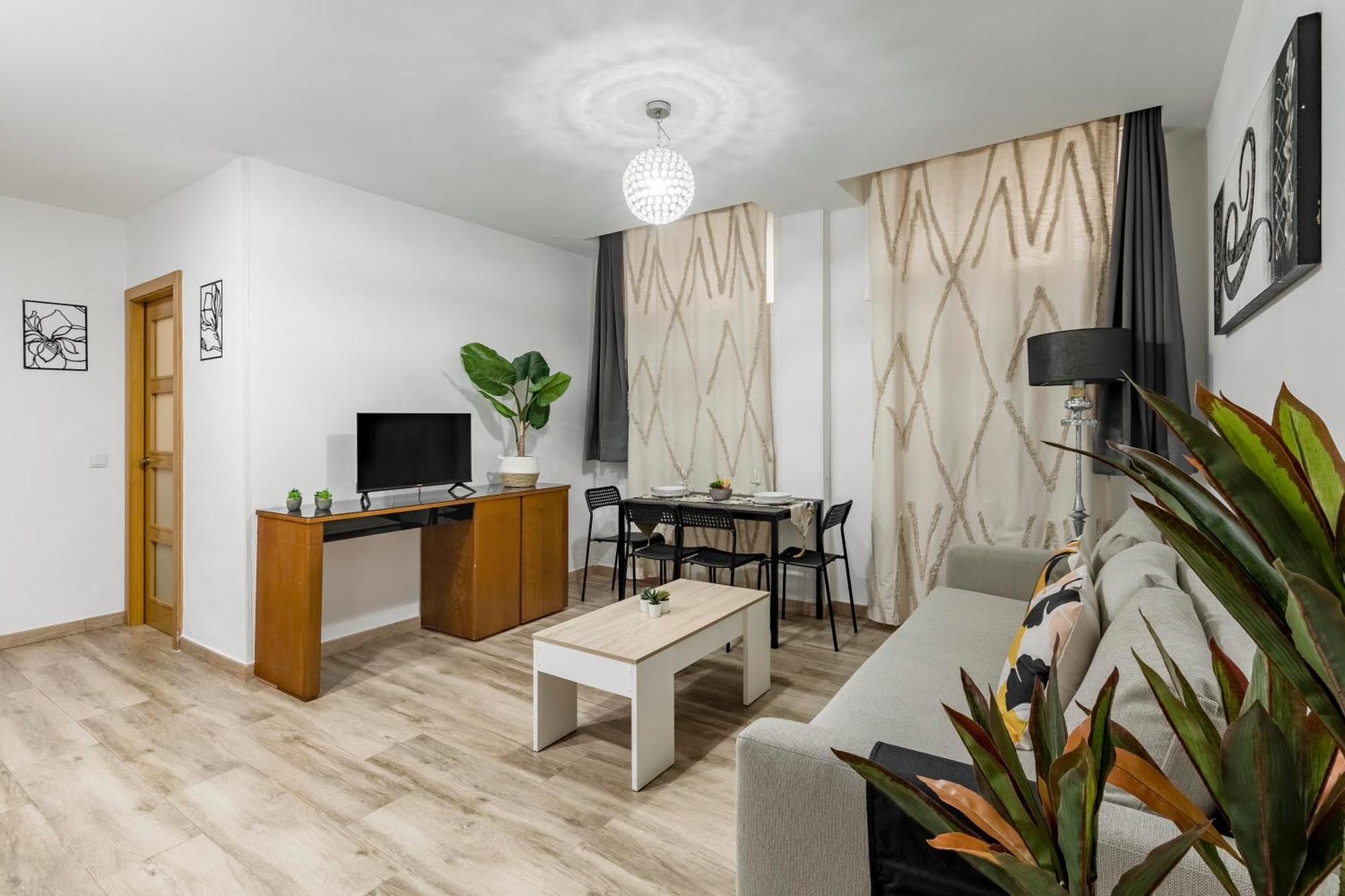 Charming Madrid Numancia Apartment ภายนอก รูปภาพ